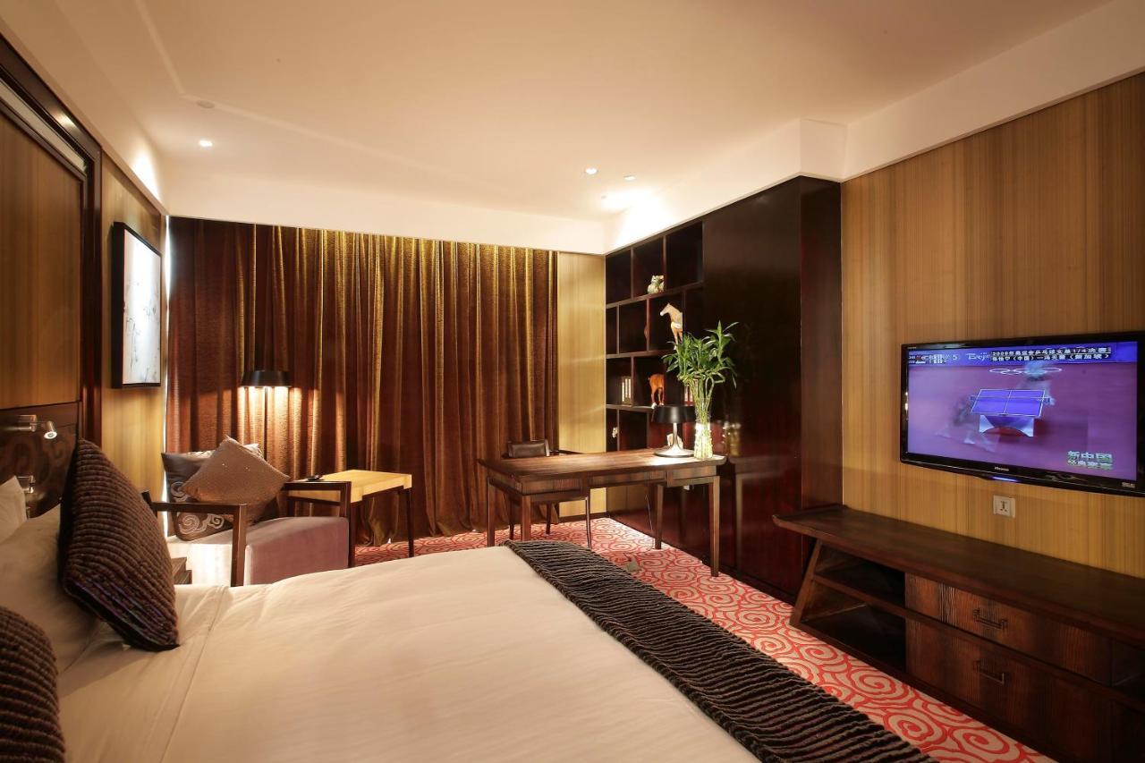 Christian'S Hotel Luoyang Luoyang  Eksteriør billede
