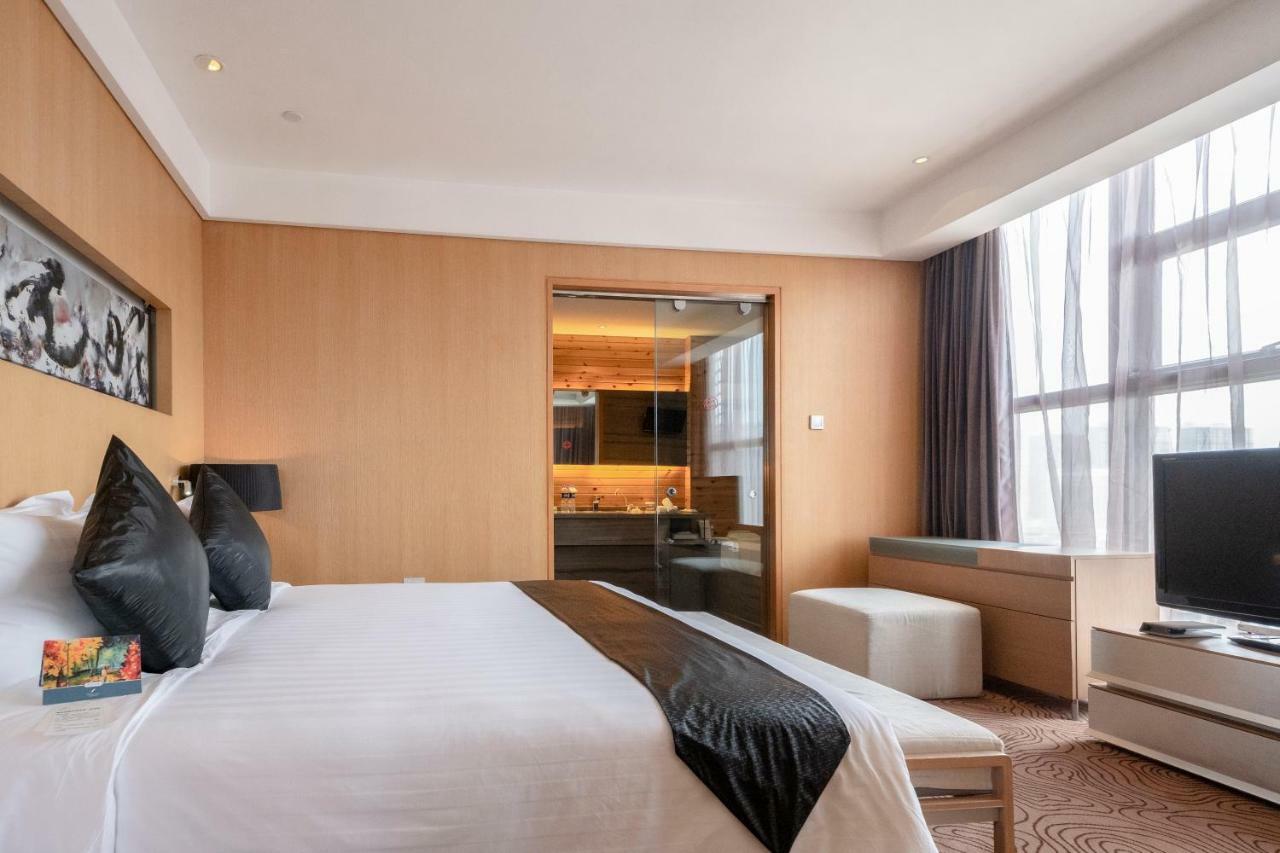 Christian'S Hotel Luoyang Luoyang  Eksteriør billede